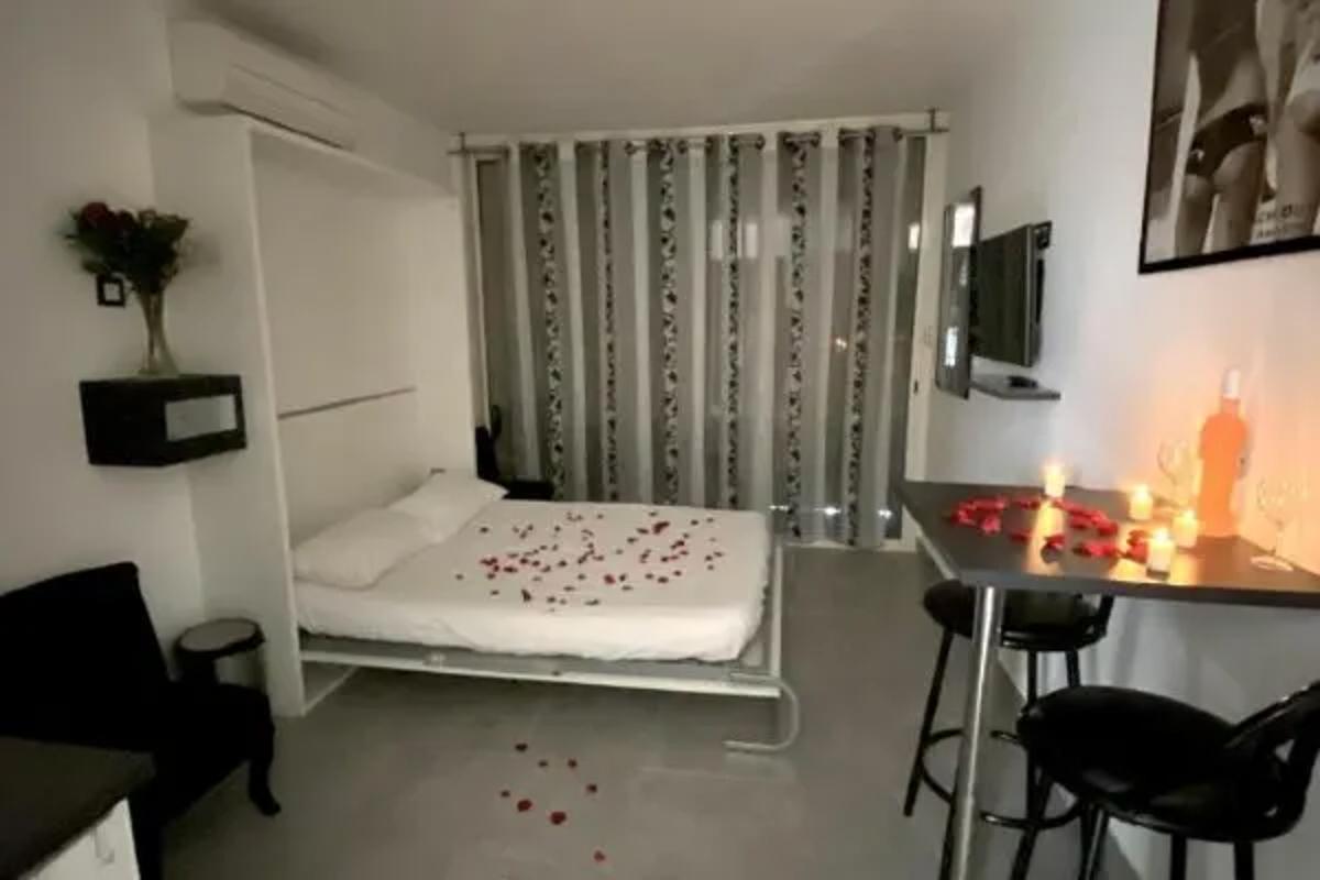 Studios Héliopolis Village Naturiste