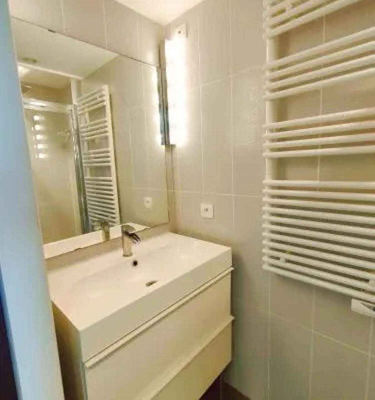 Cap d'Agde Naturiste F