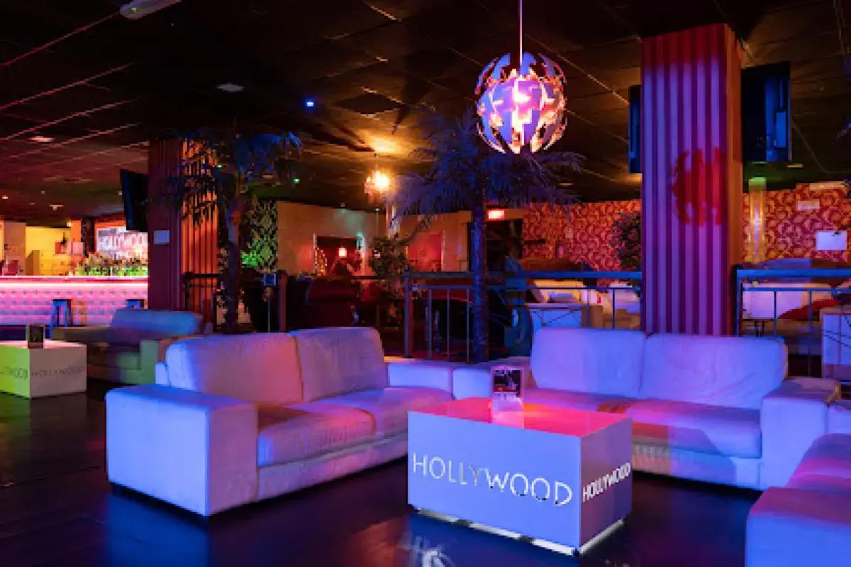 HOLLYWOOD Club